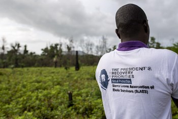 Sie nennen sich Ebola-Survivors: Selbsthilfegruppen von Menschen, die mit den Langzeitfolgen der Krise kämpfen.